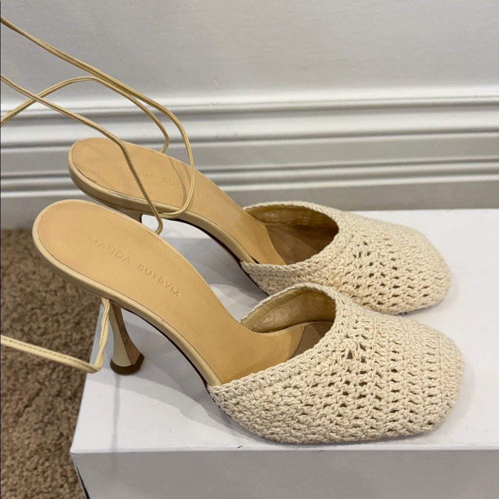 Magda Butrym Crochet Lace-Up Heeled Sandals Beige 37 Kitten Heel Wrap Tie EU 37